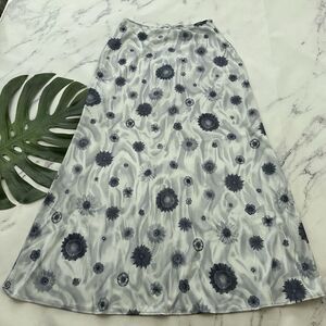 Street Code Womens Vintage Y2k Maxi Skirt Size 7/8 Gray Daisy Floral Slip